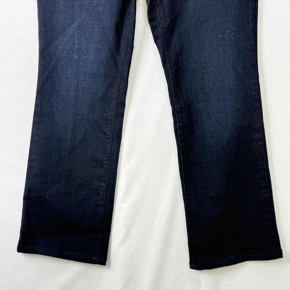 Talbots Jeans Womens 6P Blue Barely Boot Curvy Mid Rise denim - Picture 13 of 16